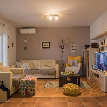 City Apartment Magdalena Zadar Exterior photo